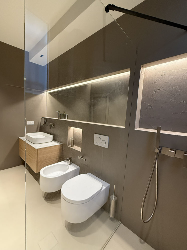 bagno in Cementoresina Kerakoll